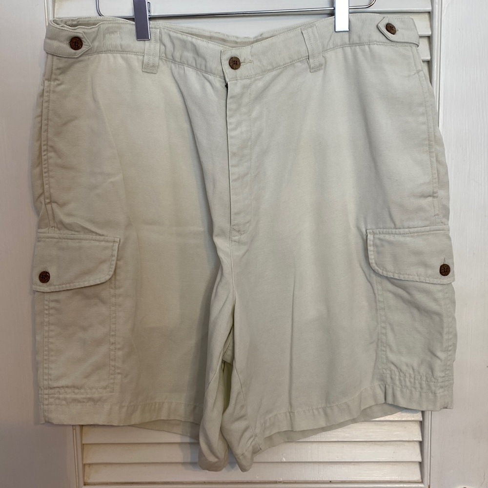 Tommy Bahama 38 SZ Relax Shorts. High quality. Side Pockets Excellent Condition - Picture 1 of 14